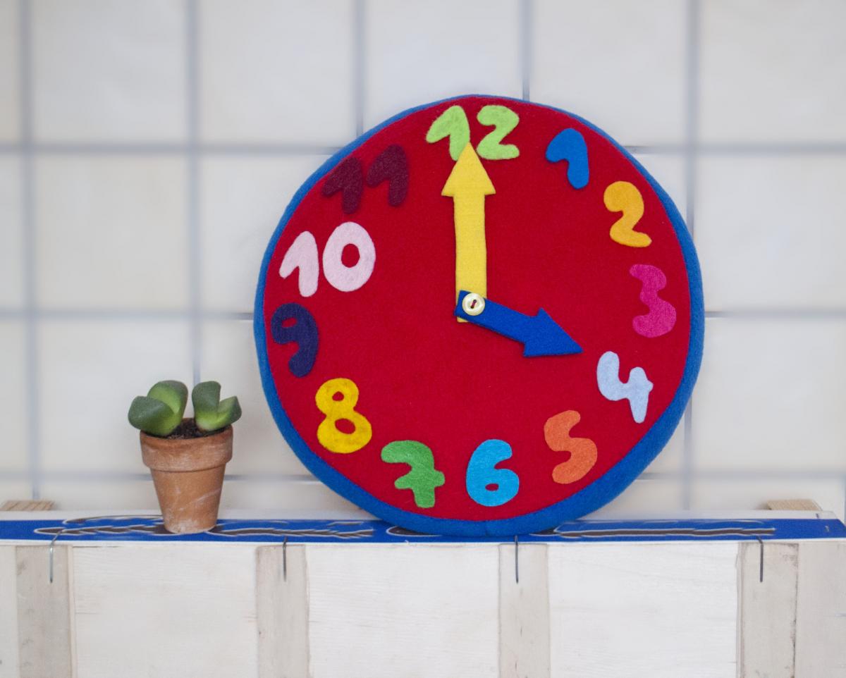 Fleece Clock, Learning Time, Nursery Clock, Colorful, Felt Clock, Pillow, Decor, Red, Yellow, Blue